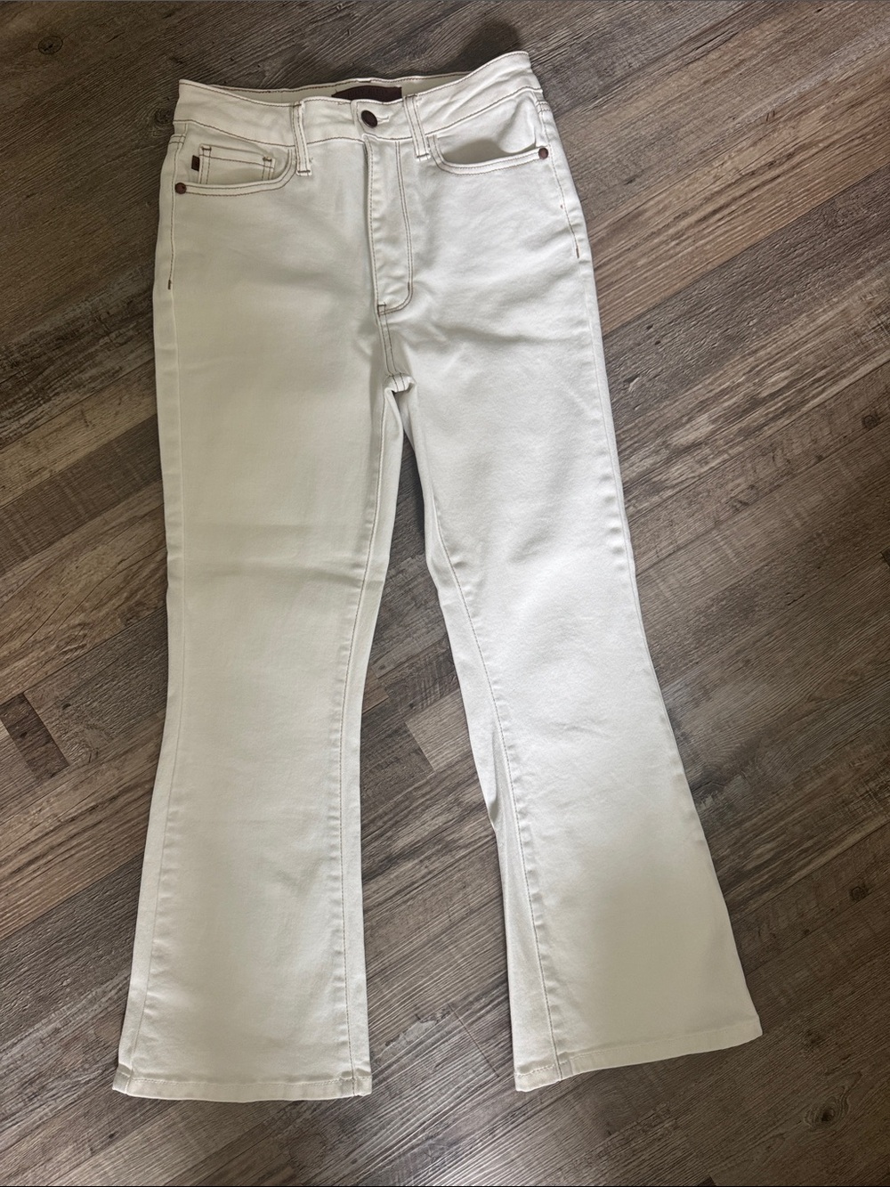 Judy Blue Cream/white Flare Jeans - High Rise Wide Leg